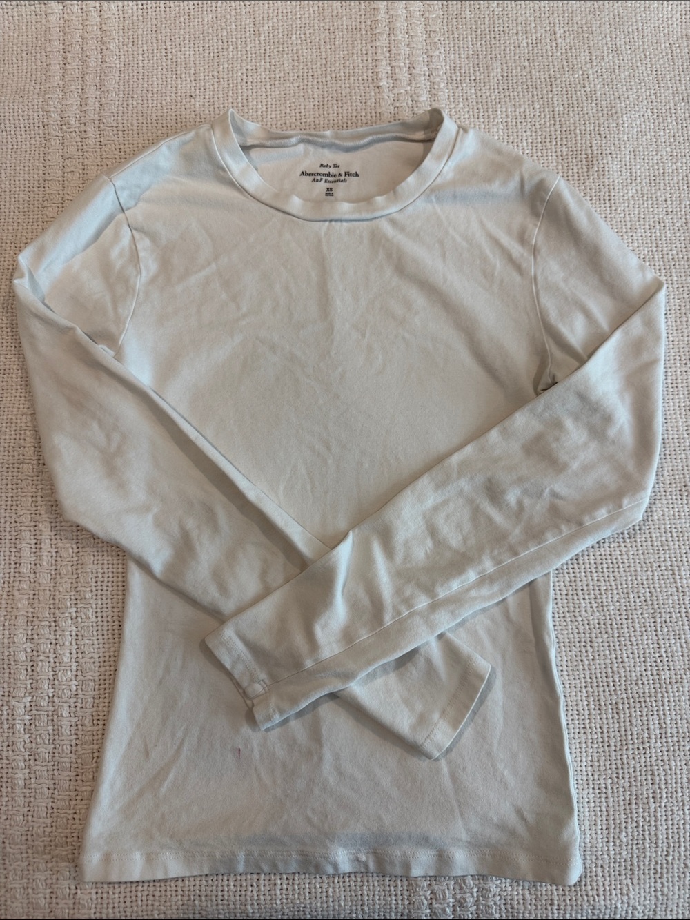 Abercrombie & Fitch White Long Sleeve Essentials Tee